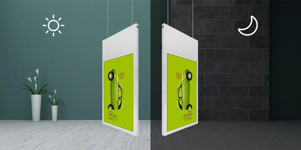 雙面吊掛鈑金常規(guī)款第一代櫥窗高亮廣告機