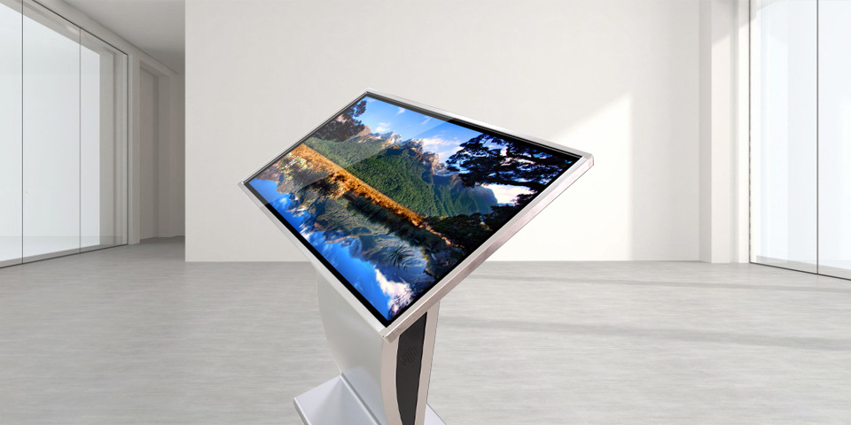 T型紅外臥式廣告機(jī)